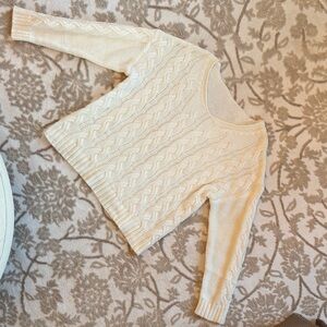 Women's Cream Cable Knit Sweater🤍Size Medium